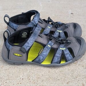 Keen Seacamp II CNX Big Kids Size 3.